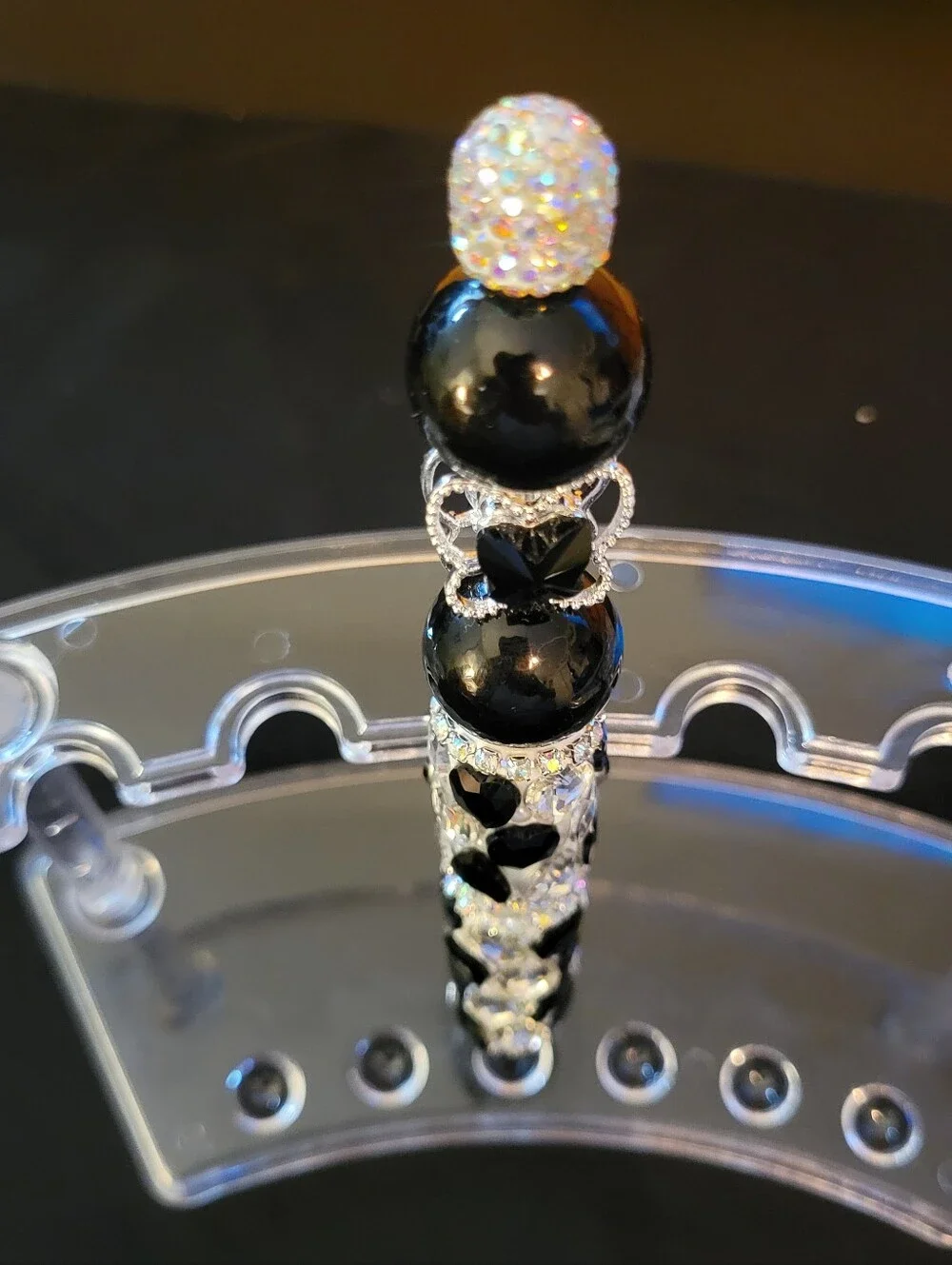 N/A elegant black